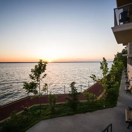 Apartel Marissa Lake Apartmán Mamaia